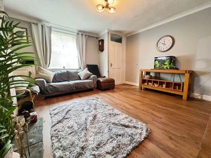 Lounge- click for photo gallery